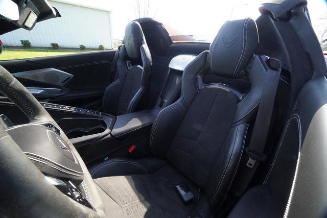Used 2022 Chevrolet Corvette Stingray Premium Conv w/ Z51 Performance Package image 28