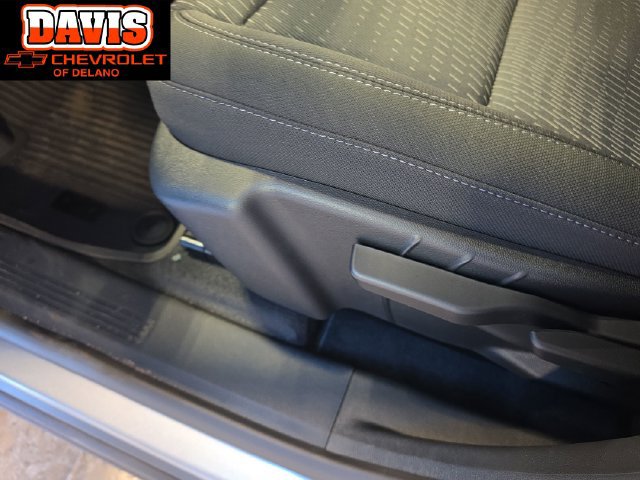 New 2027 Chevrolet Equinox LT w/ LPO, Floor Liner Package AWD/4WD image 23