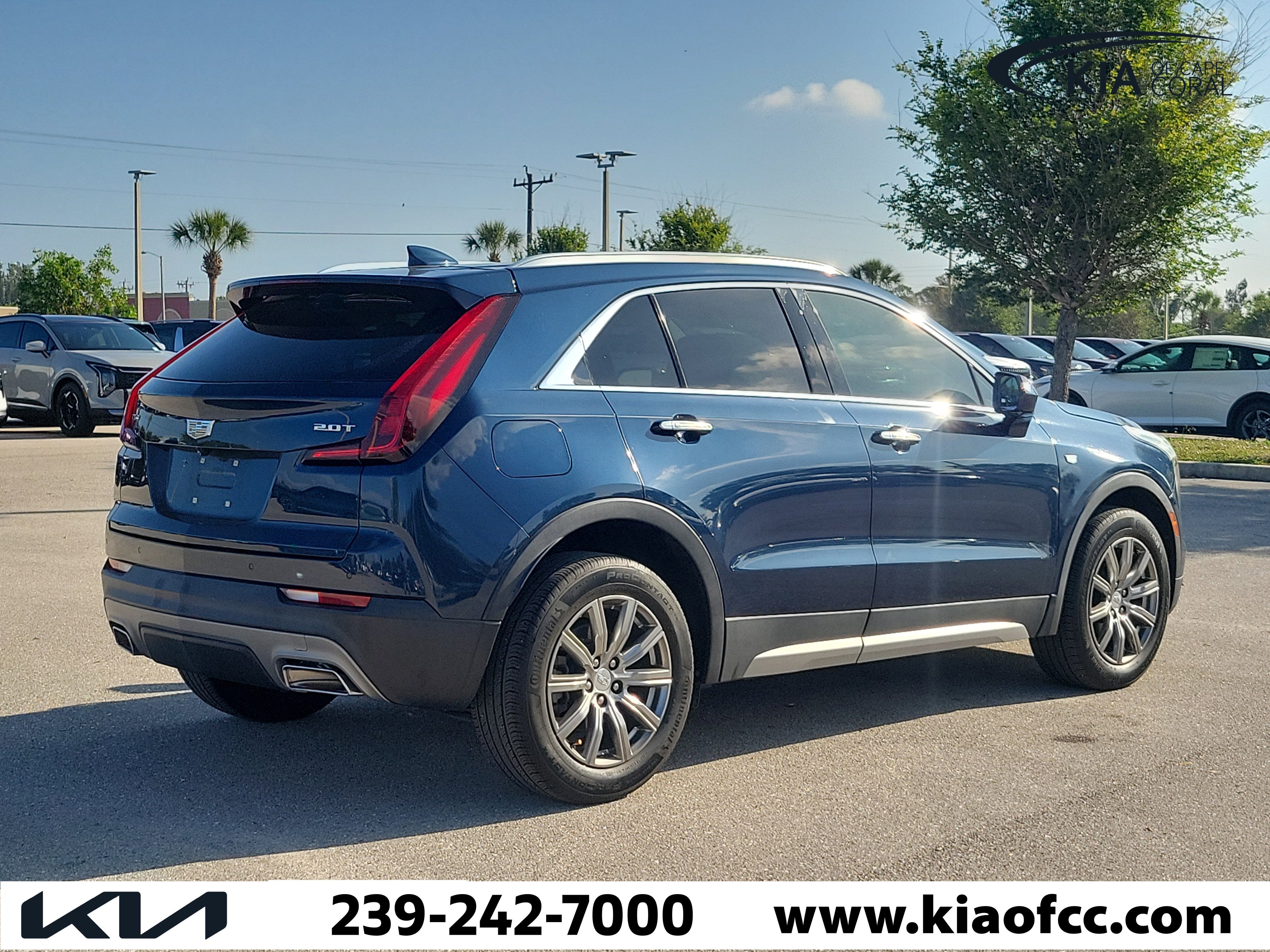 Used 2019 Cadillac XT4 Premium Luxury FWD image 6