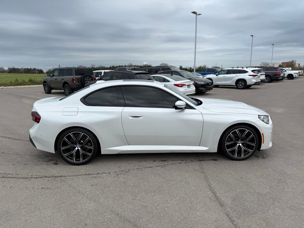 Used 2023 BMW 230i Coupe w/ Premium Package image 15