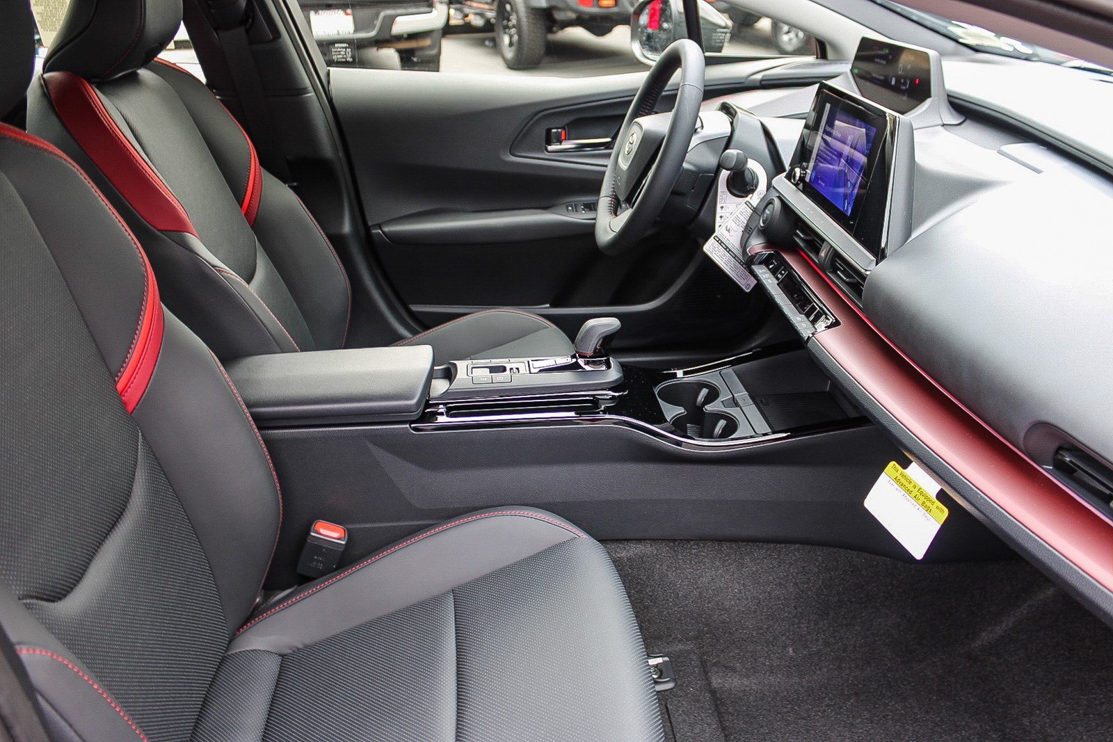New 2026 Toyota Prius Plug-In Hybrid FWD image 18