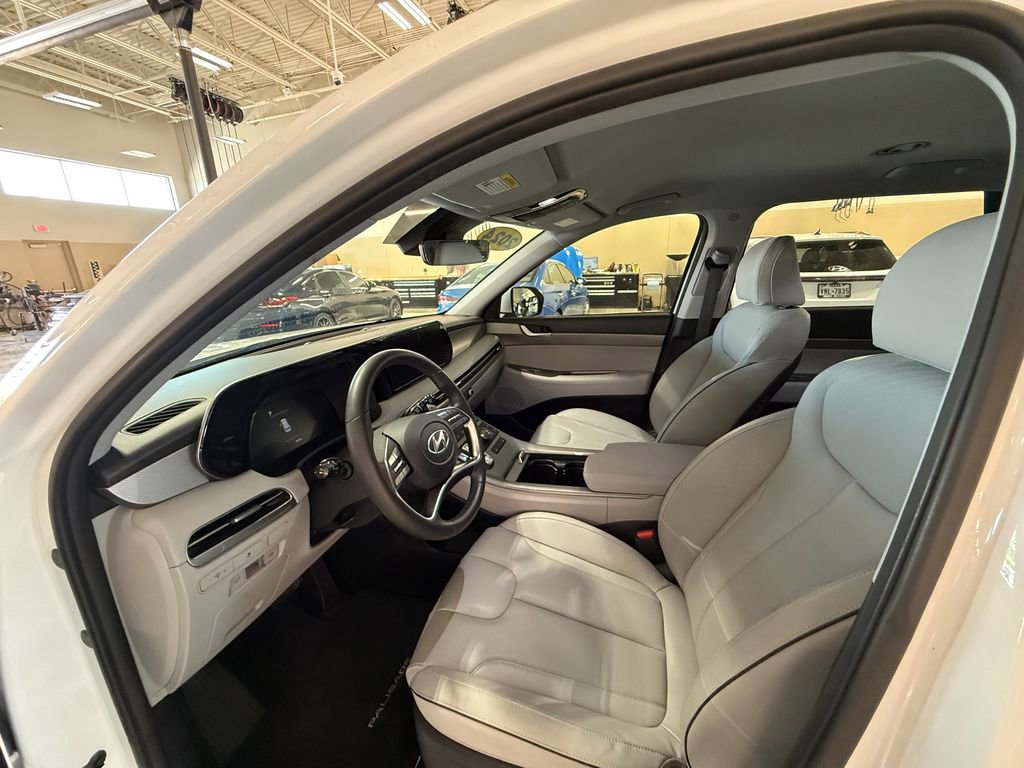 Used 2024 Hyundai Palisade SEL FWD image 9