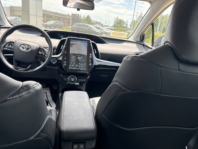 Used 2022 Toyota Prius Prime XLE FWD image 25