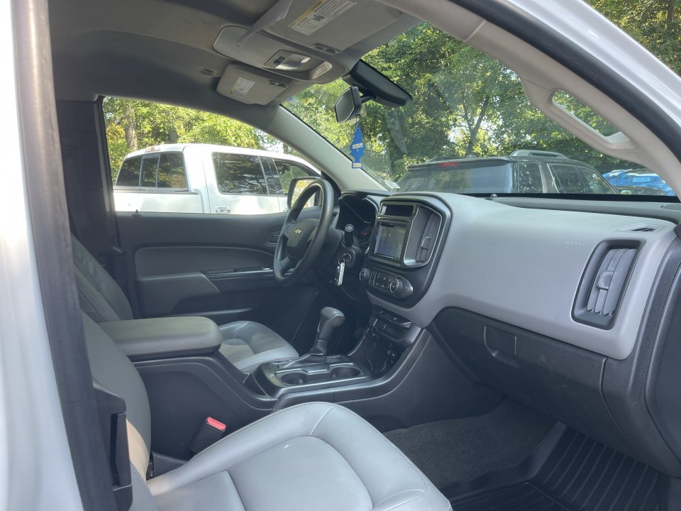 Used 2015 Chevrolet Colorado W/T RWD image 12