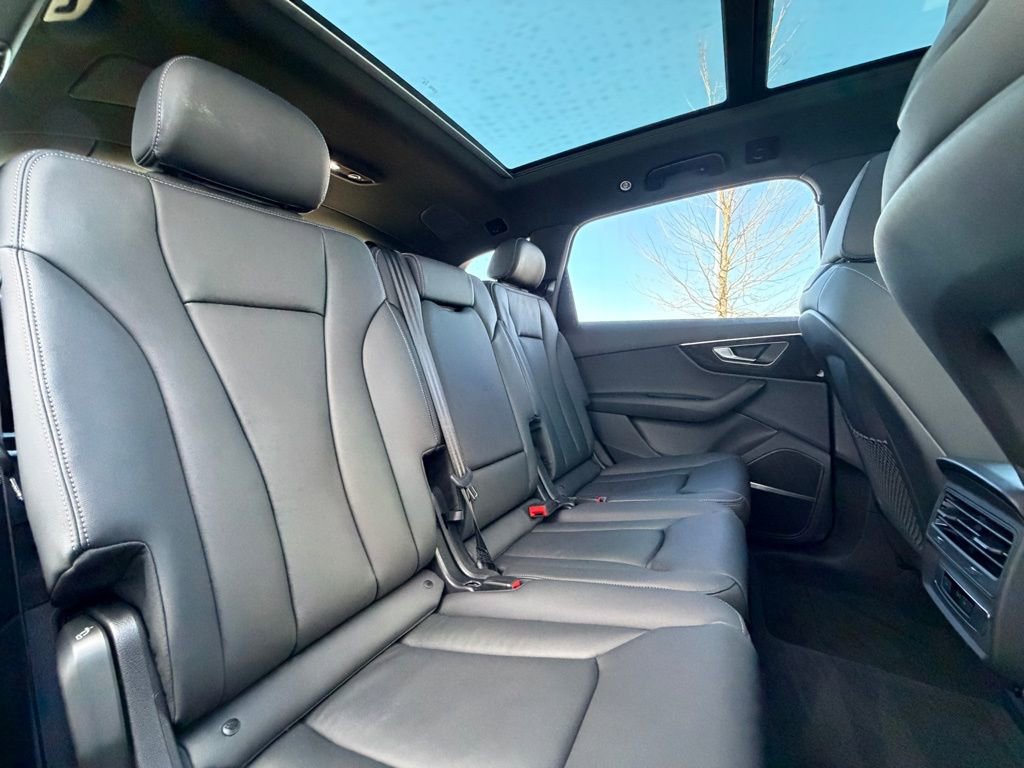 Used 2025 Audi Q7 2.0T Premium w/ Convenience Plus Package image 22