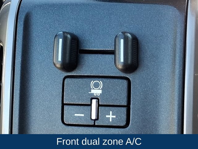 Used 2016 Chevrolet Silverado 2500 High Country w/ High Country Premium Package AWD/4WD image 9
