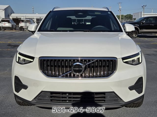 Used 2024 Volvo XC40 B5 Core AWD/4WD image 8