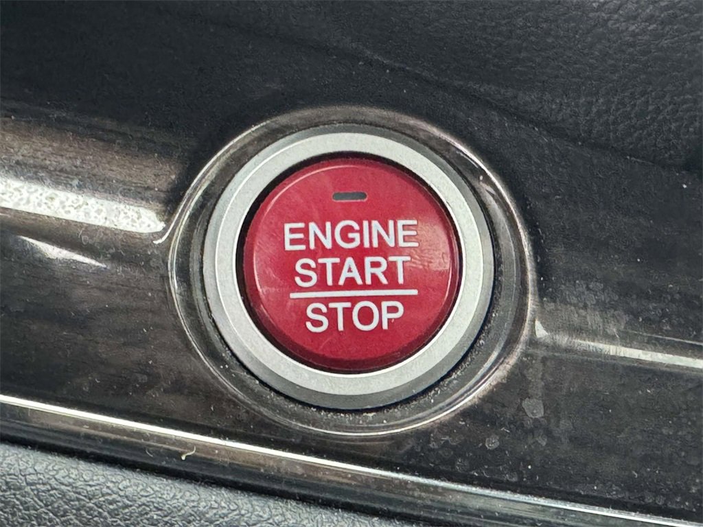 Used 2016 Honda CR-V Touring image 23