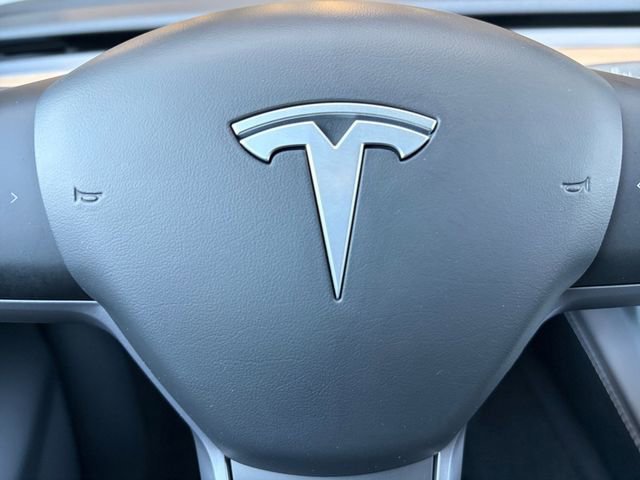 Used 2024 Tesla Model Y Long Range image 6