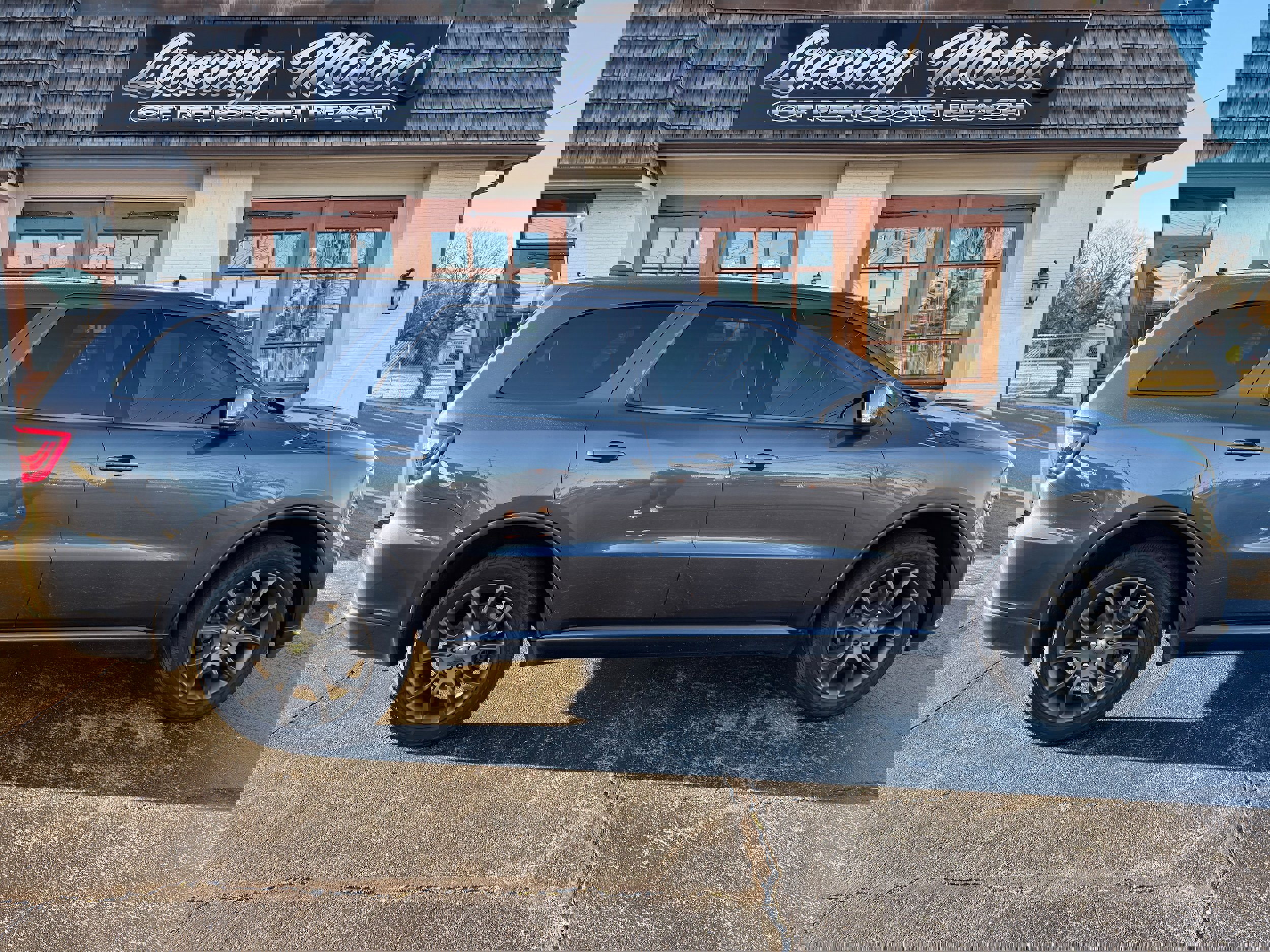 Used 2018 Dodge Durango GT image 1