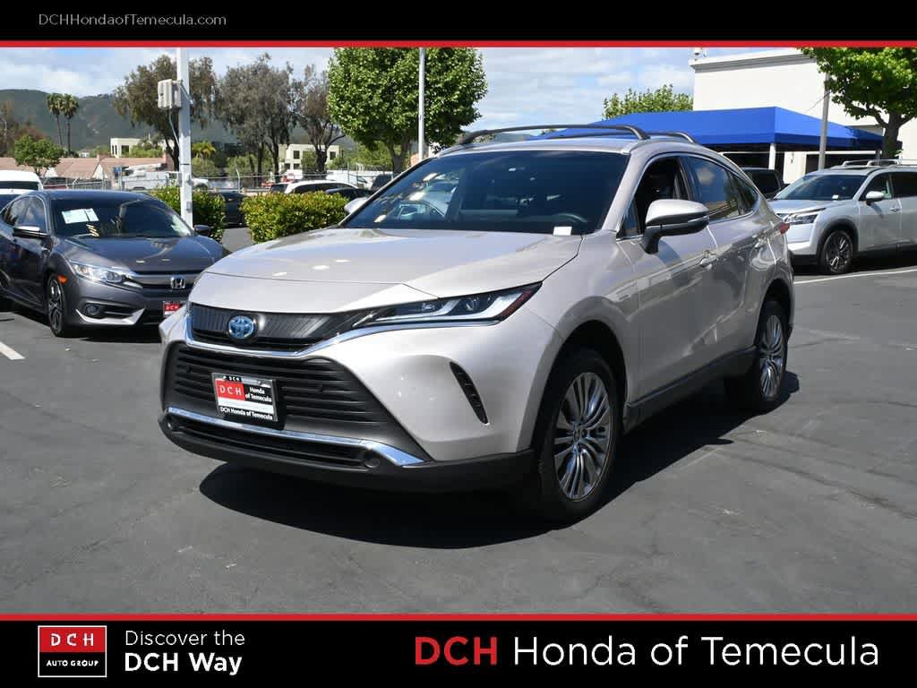 Used 2022 Toyota Venza XLE AWD/4WD image 1