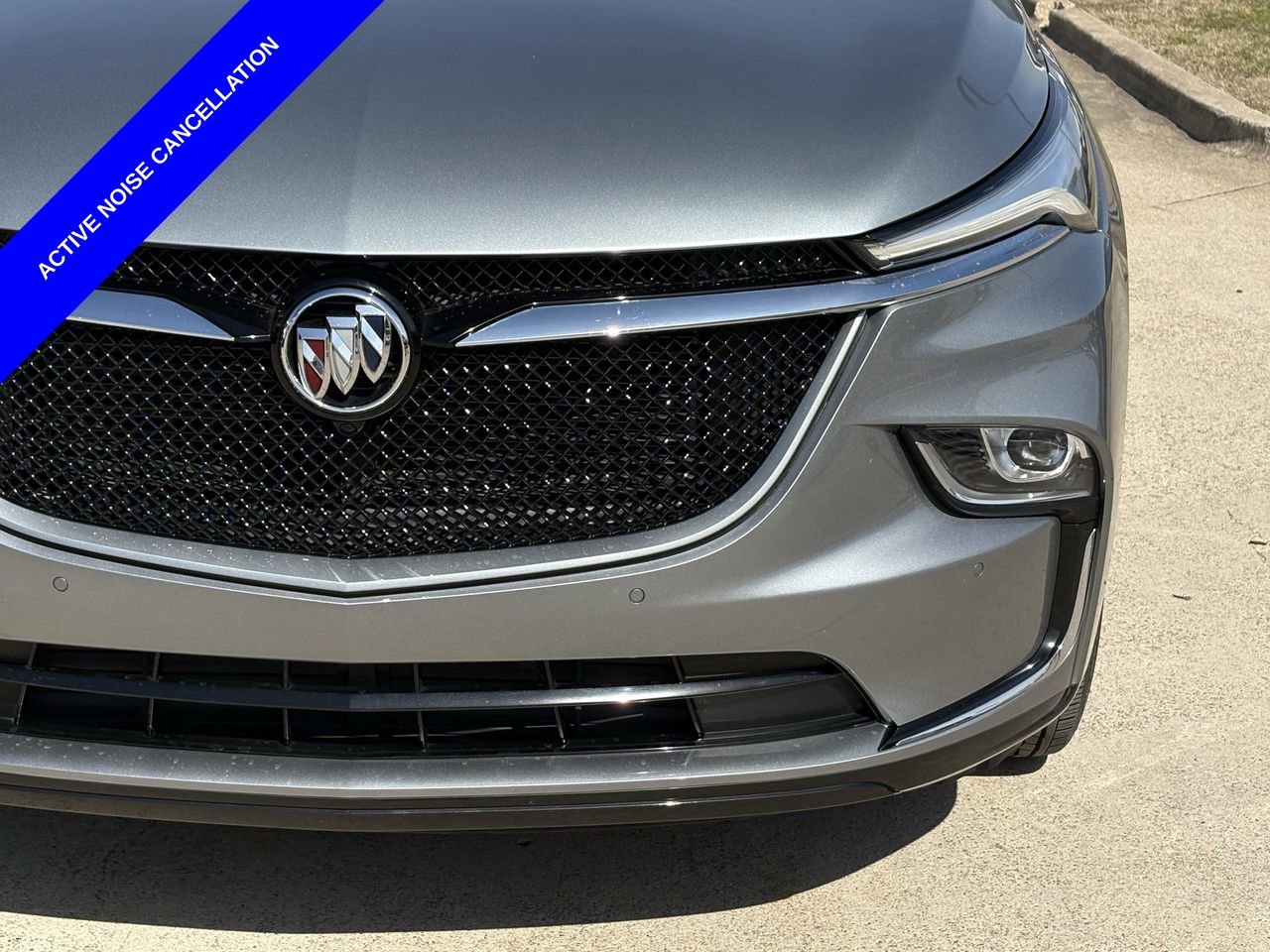 Used 2023 Buick Enclave Essence w/ Sport Touring Edition image 10