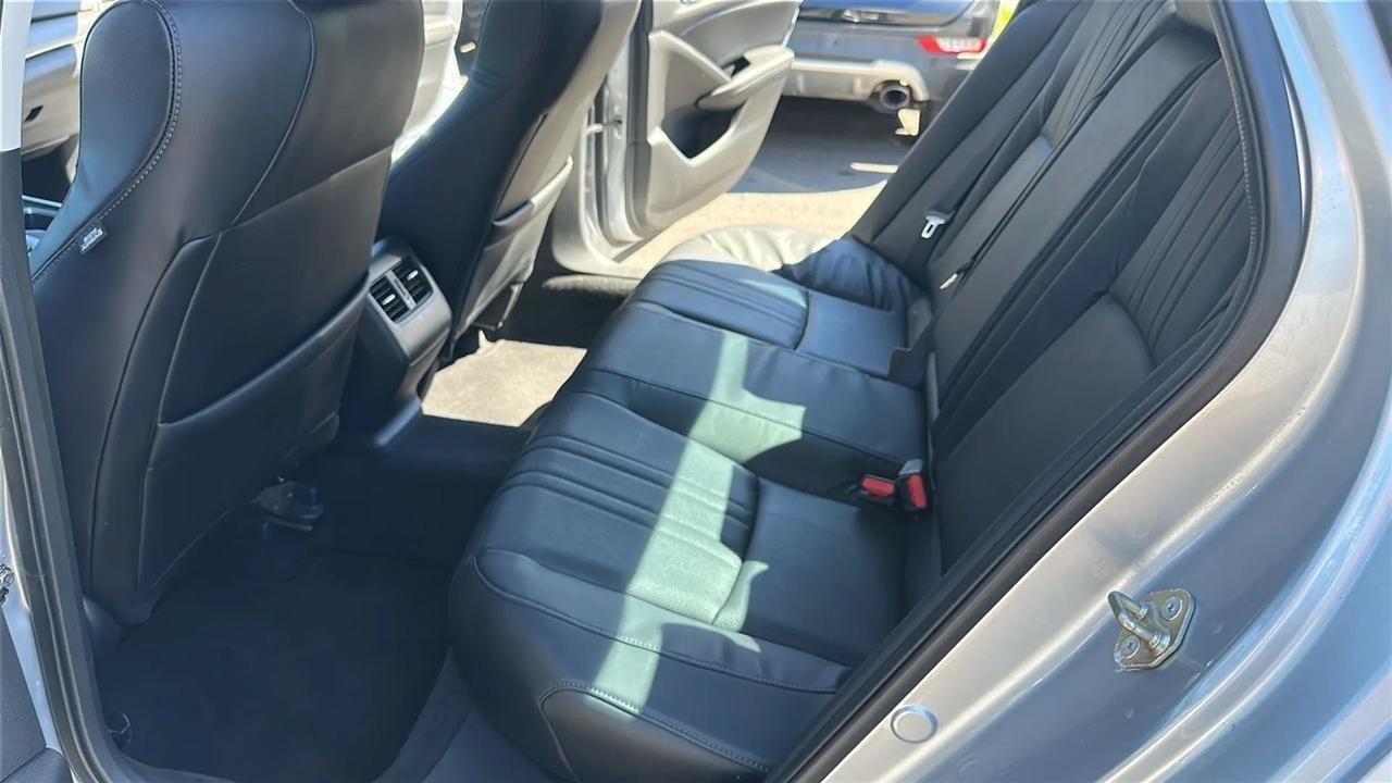 Used 2018 Honda Accord EX-L image 26