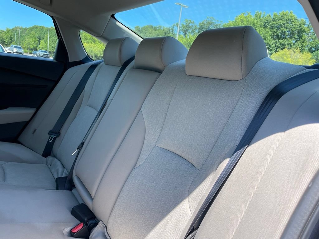 Certified 2025 Honda Accord LX image 39