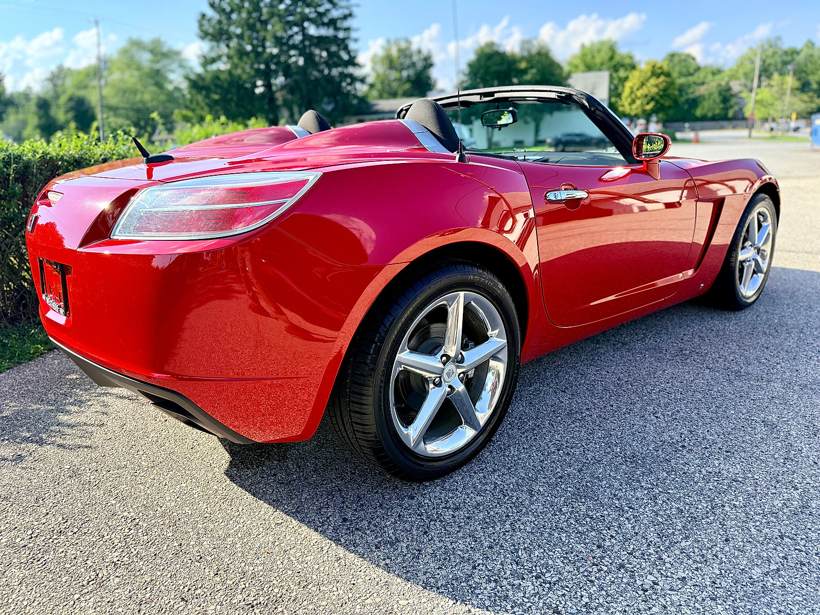 Used 2007 Saturn Sky RWD image 4