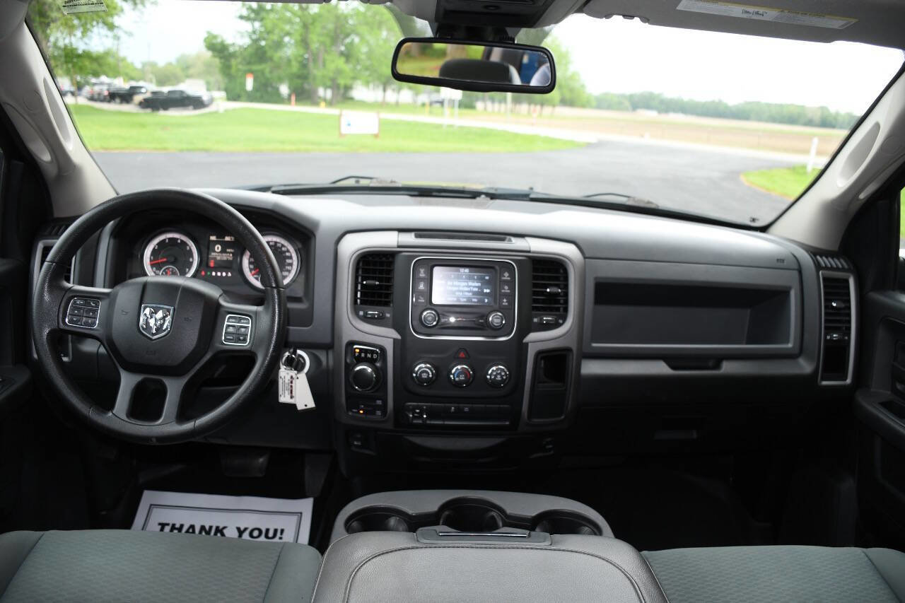 Used 2016 RAM 1500 Express AWD/4WD image 28