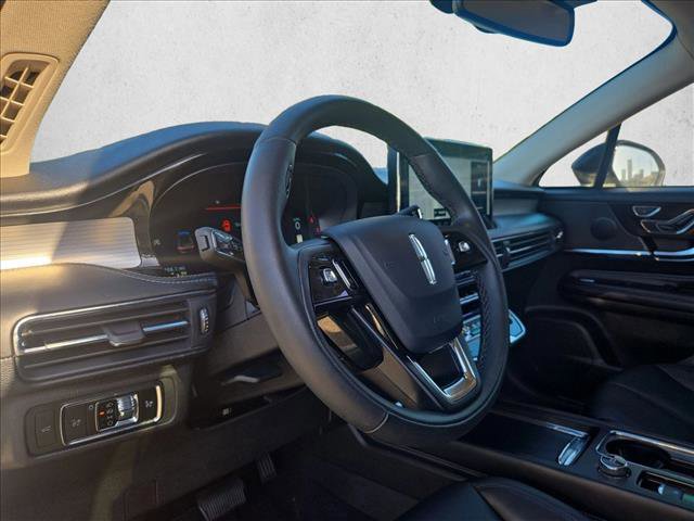 Used 2024 Lincoln Corsair FWD image 9