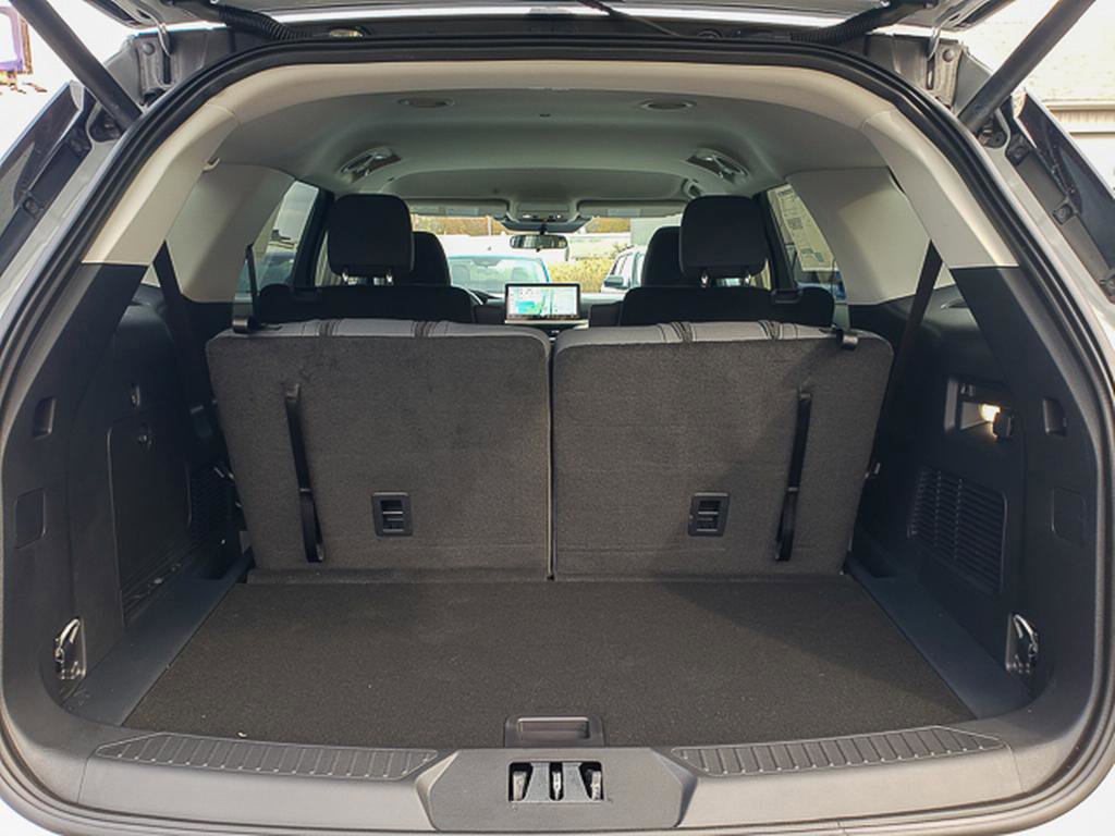 New 2026 Ford Explorer Active image 5