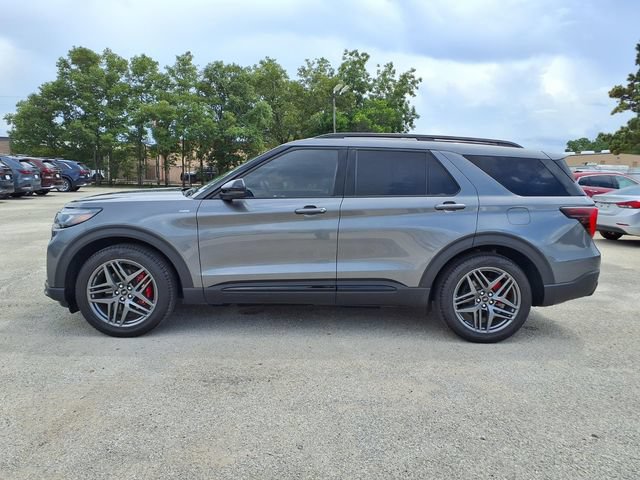 Used 2026 Ford Explorer ST-Line w/ ST-Line Street Pack RWD image 9