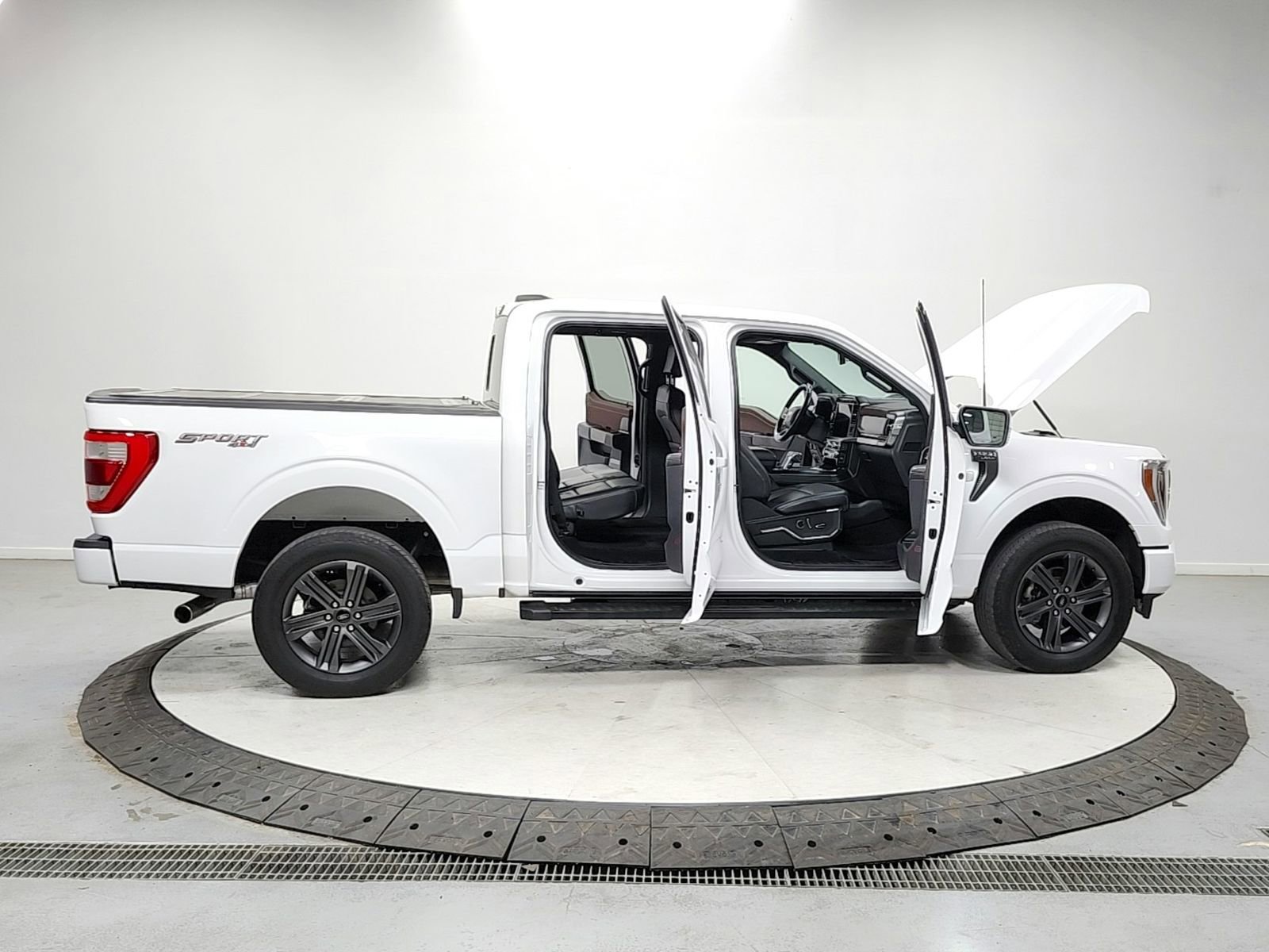 Used 2023 Ford F150 Lariat w/ Equipment Group 502A High image 16