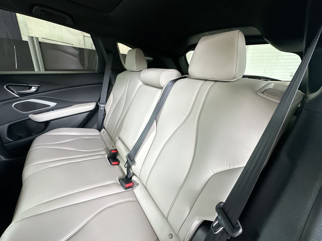 Used 2025 Acura RDX SH-AWD image 22