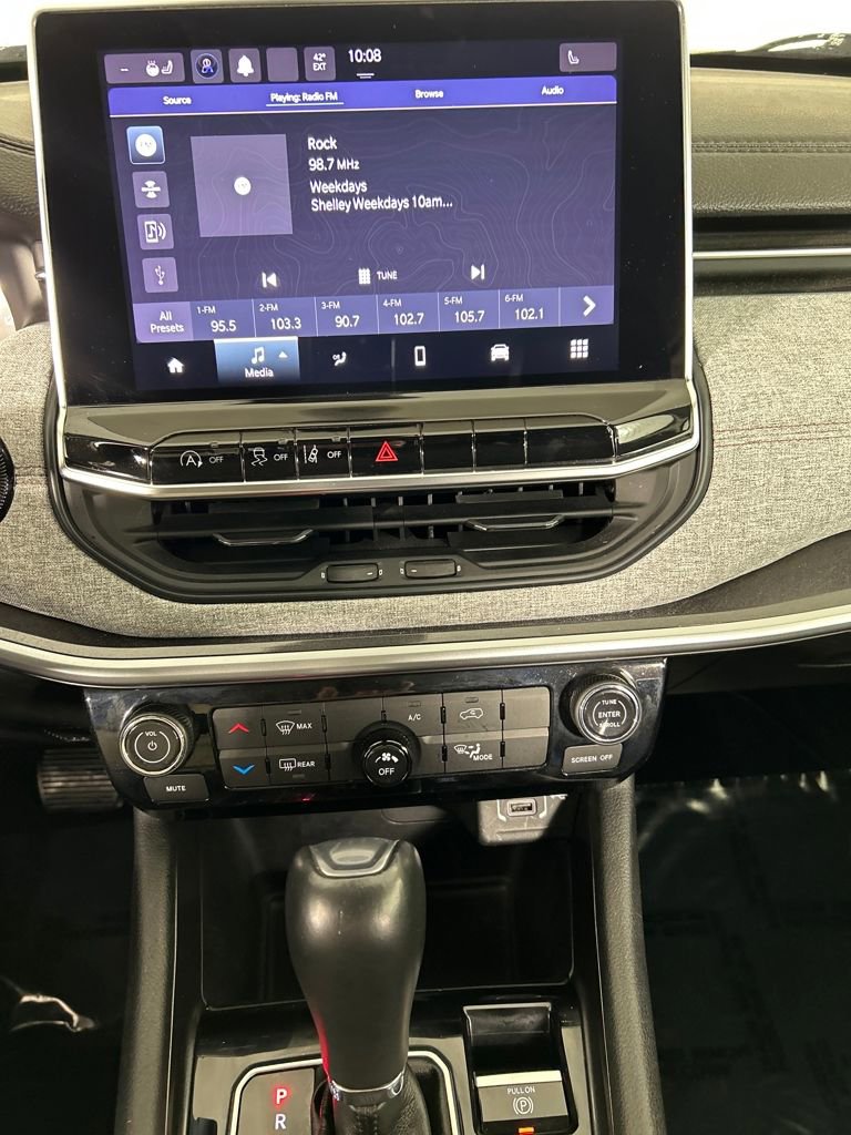 Used 2022 Jeep Compass Latitude image 14