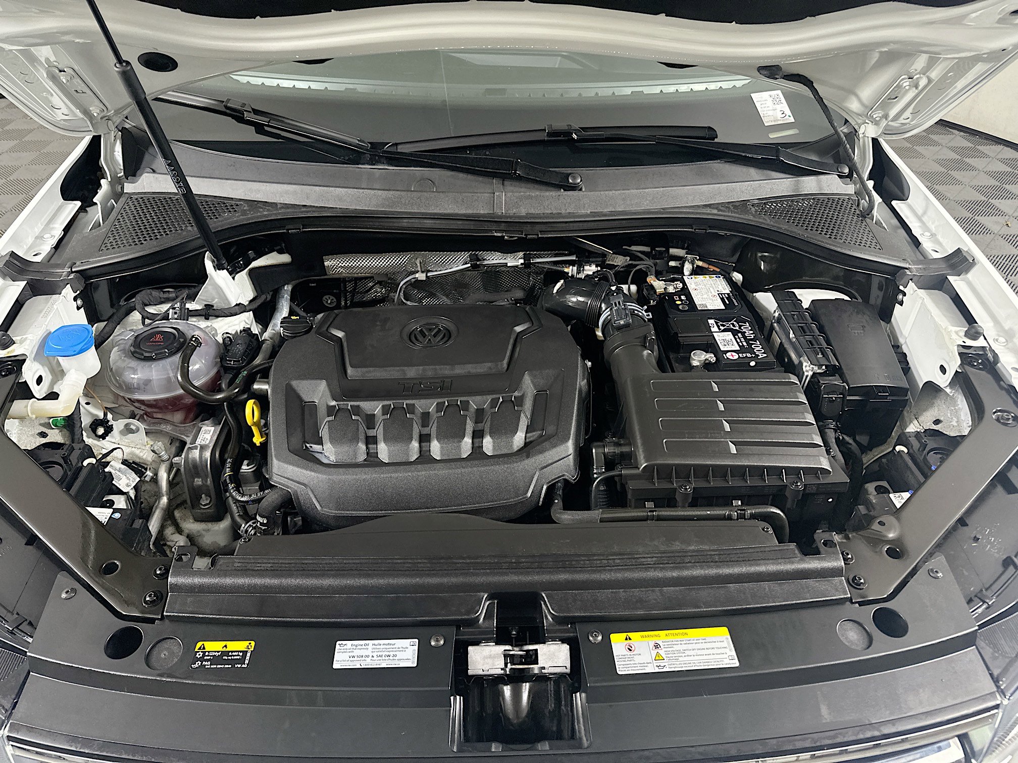 Used 2024 Volkswagen Tiguan Wolfsburg Edition image 34