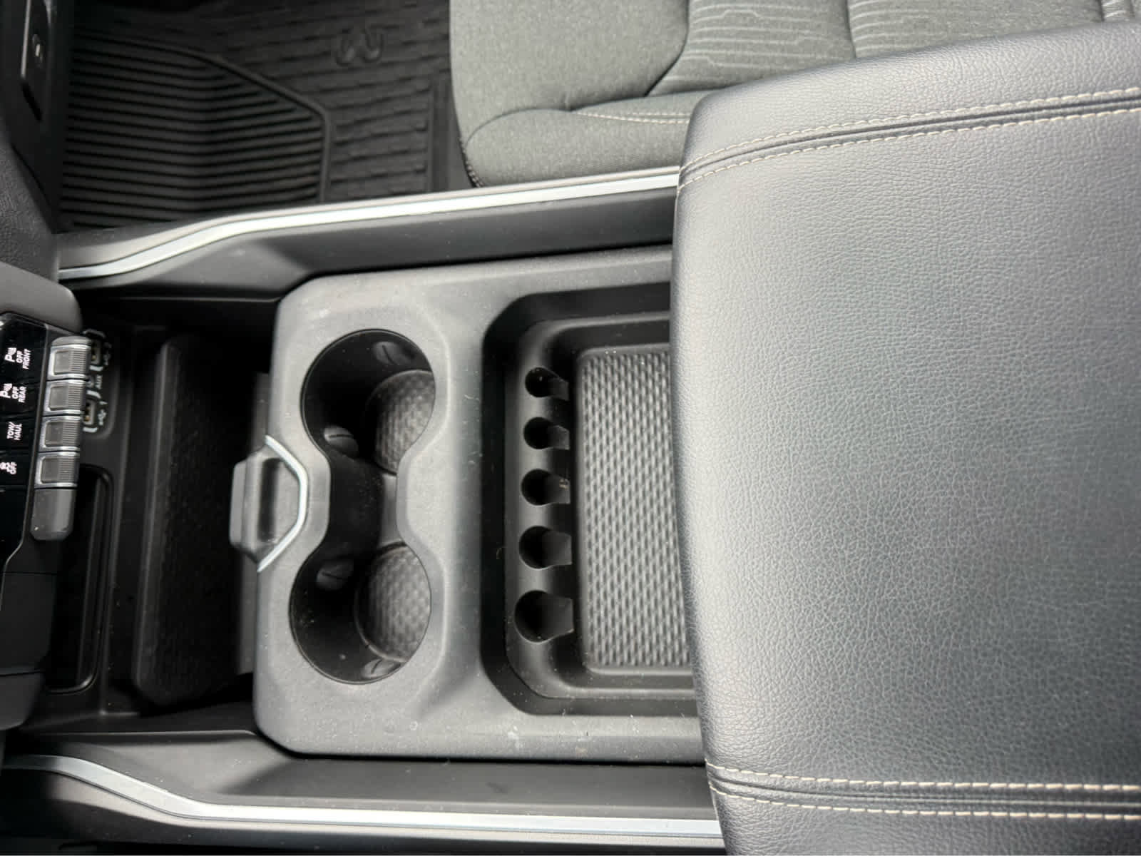 Used 2023 RAM 1500 Big Horn image 26