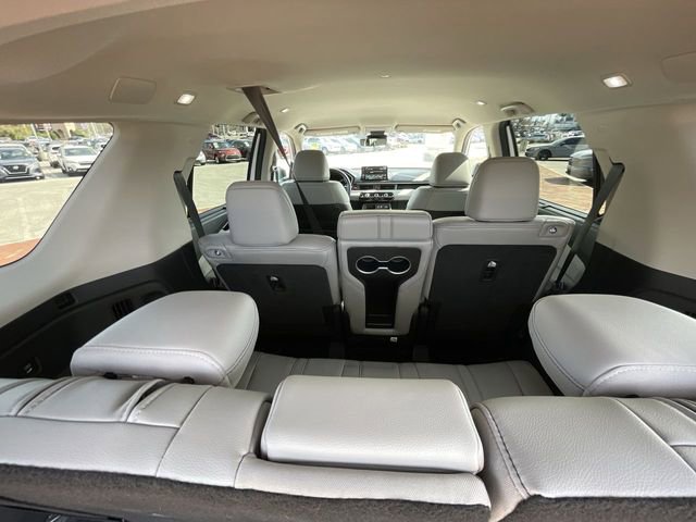 Used 2025 Honda Pilot EX-L image 34