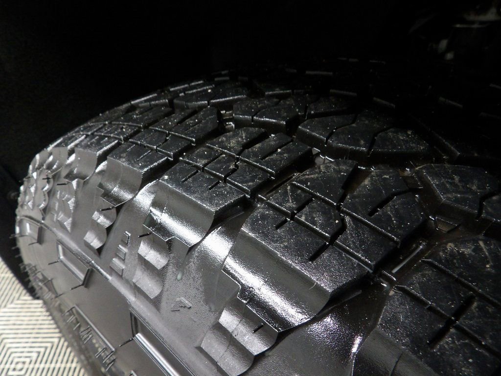 Used 2024 Chevrolet Silverado 1500 RST image 7