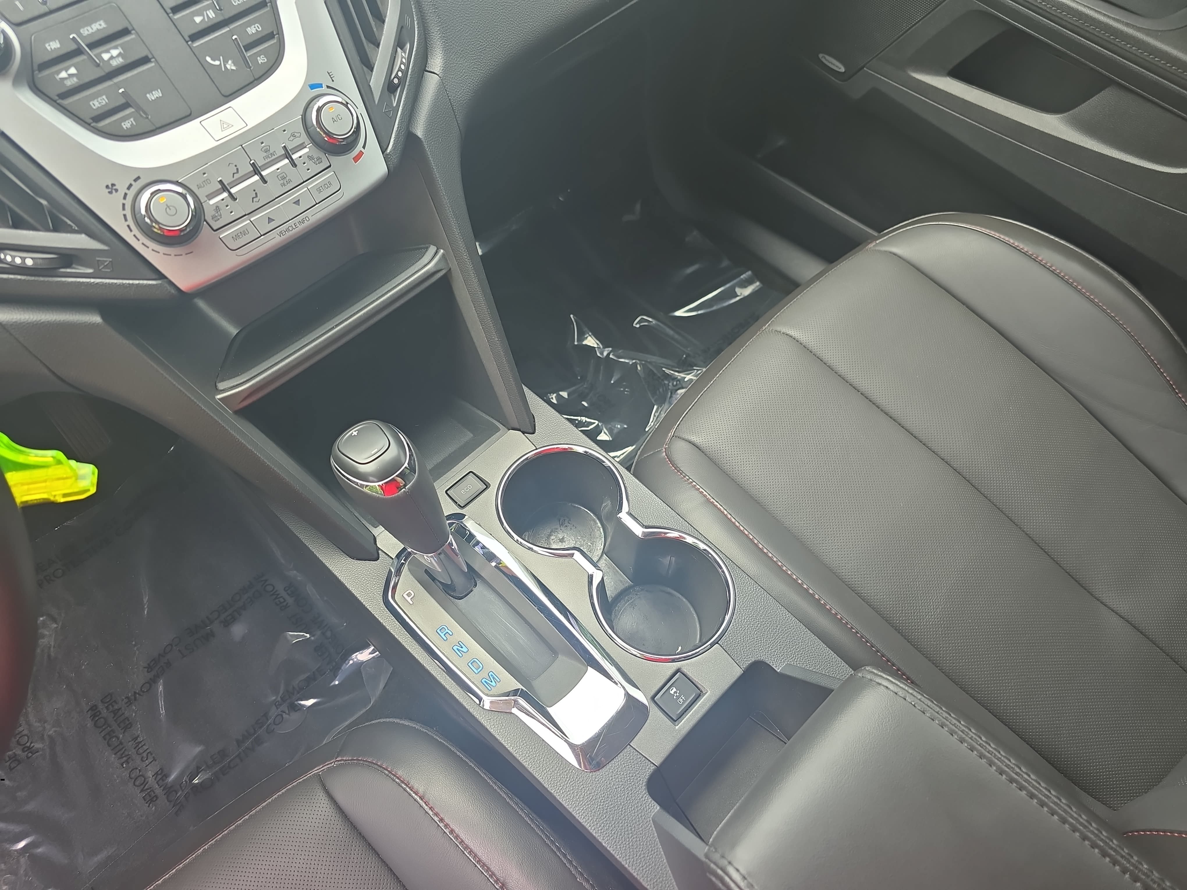 Used 2017 Chevrolet Equinox Premier w/ Enhanced Convenience Package FWD image 25