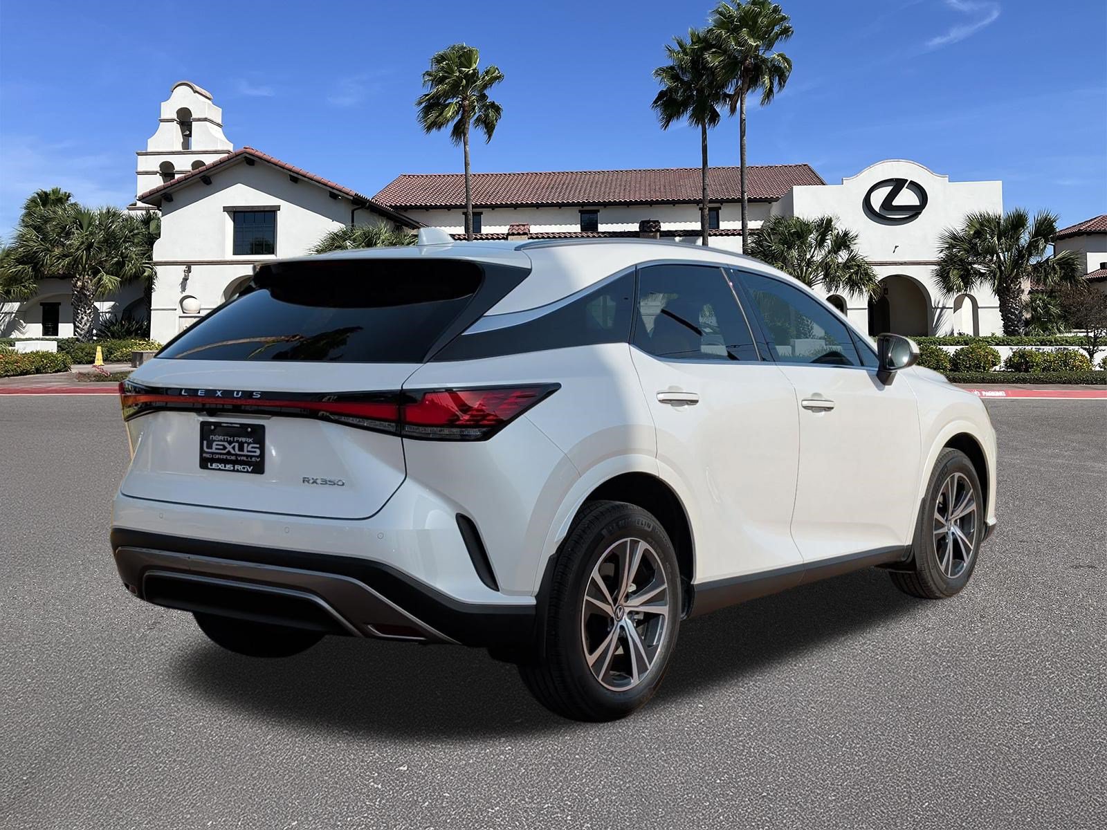 Used 2024 Lexus RX 350 Premium w/ Accessory Package (Z1) FWD image 2