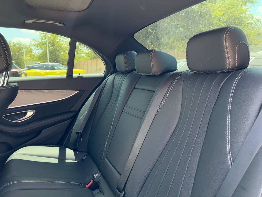 Used 2022 Mercedes-Benz E 350 Sedan image 27