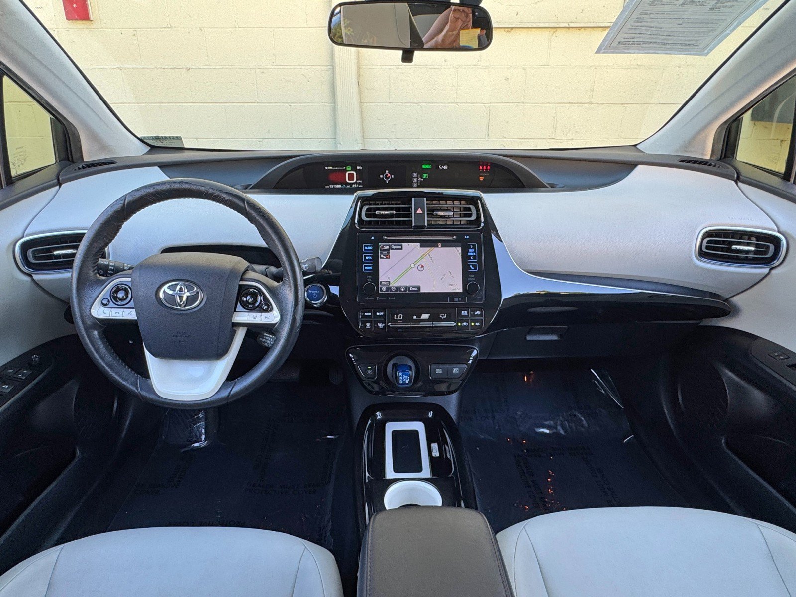 Used 2017 Toyota Prius Three Touring w/ Carpet Mat Package FWD image 11