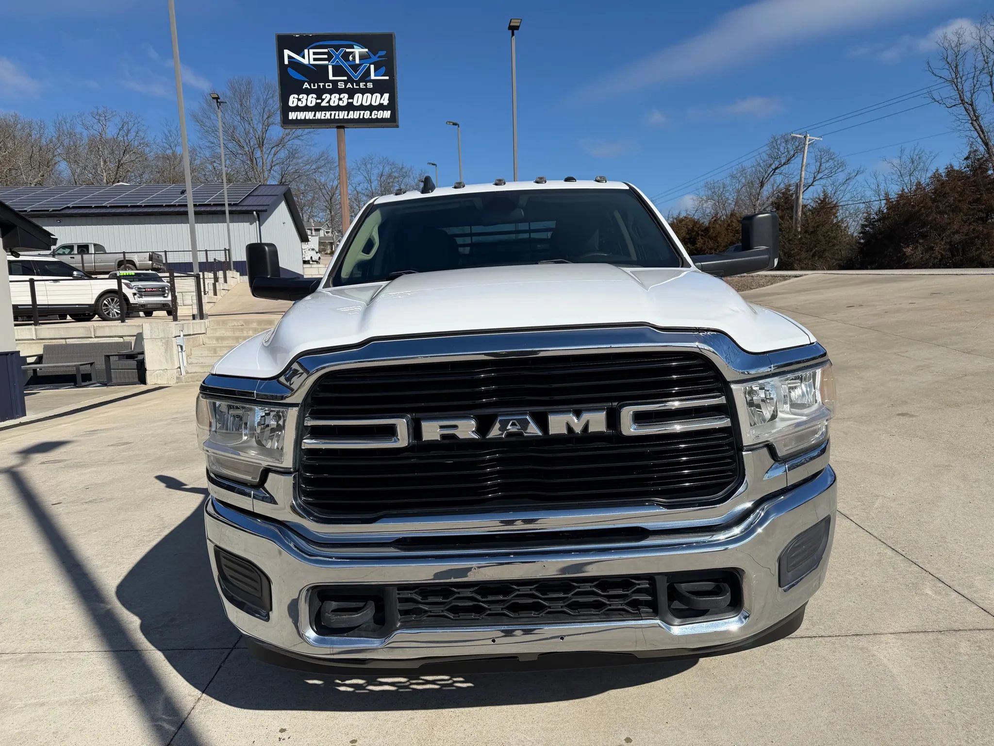 Used 2020 RAM 3500 SLT w/ Quick Order Package 2YG SLT AWD/4WD image 4