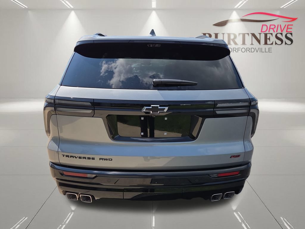 New 2027 Chevrolet Traverse RS w/ LPO, Floor Liner Package AWD/4WD image 7