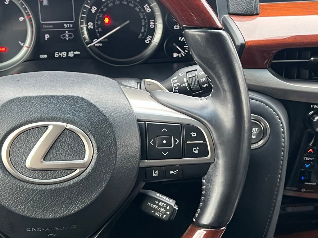 Used 2021 Lexus LX 570 4WD w/ Luxury Package image 22