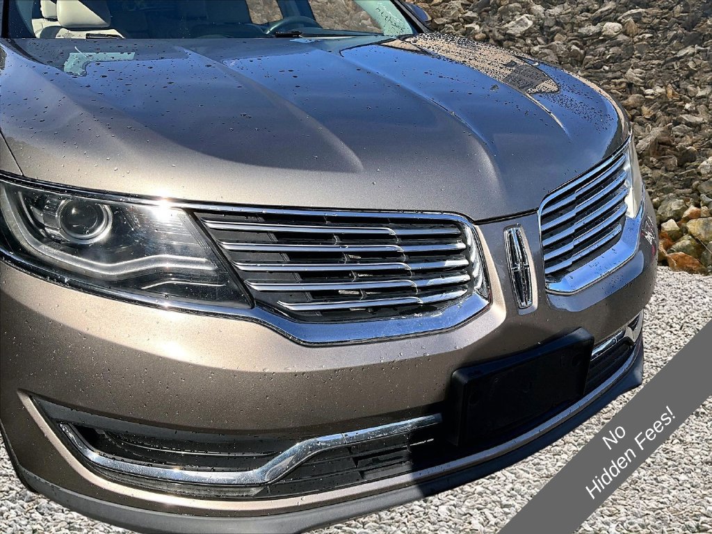 Used 2016 Lincoln MKX Select w/ Select Plus Package AWD/4WD image 22