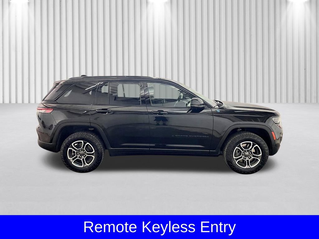 Used 2022 Jeep Grand Cherokee Trailhawk w/ Luxury Tech Group III image 5