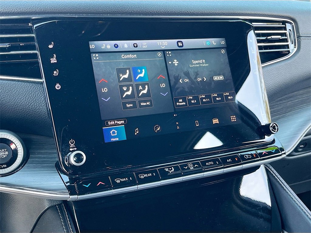 Used 2023 Jeep Wagoneer Series III w/ Preferred Equipment Group image 15