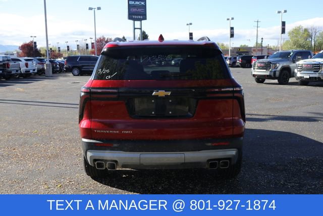 Used 2025 Chevrolet Traverse LT image 5