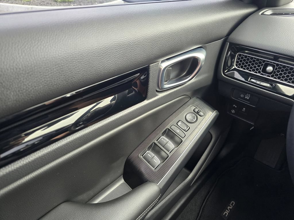 Used 2022 Honda Civic Sport Touring image 30