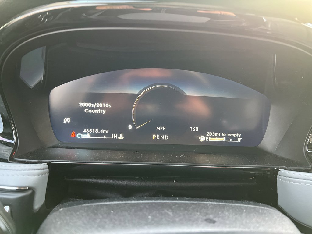 Used 2022 Lincoln Corsair Reserve w/ Equipment Group 201A image 11