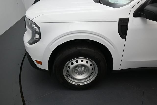 Used 2025 Ford Maverick XL w/ Equipment Group 102A AWD/4WD image 9