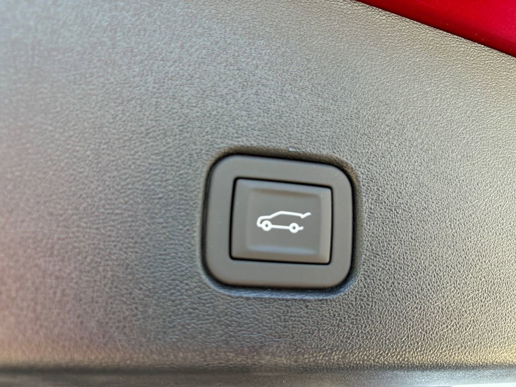 New 2026 Cadillac Optiq Sport 1 w/ LPO, Floor Liner Package RWD image 43