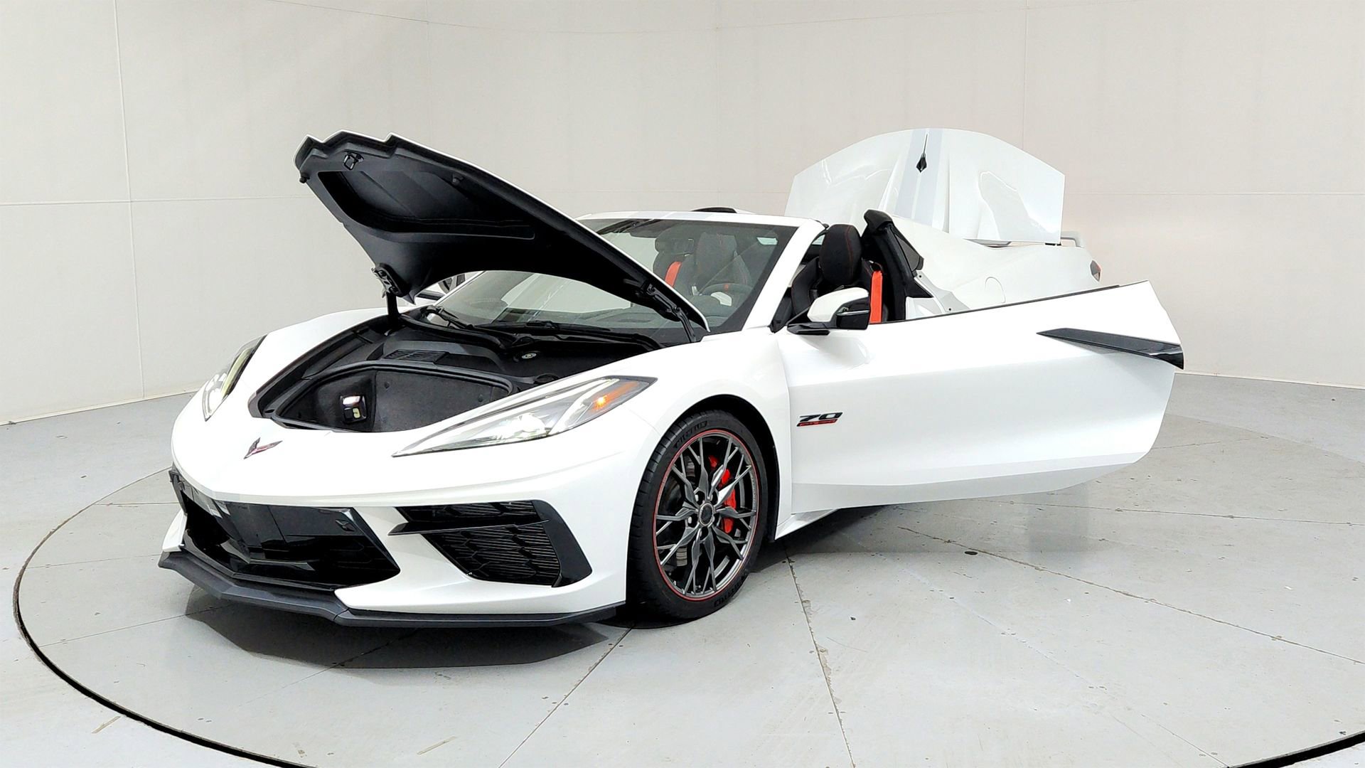 Certified 2023 Chevrolet Corvette Stingray Premium Conv w/ Z51 Performance Package RWD image 9