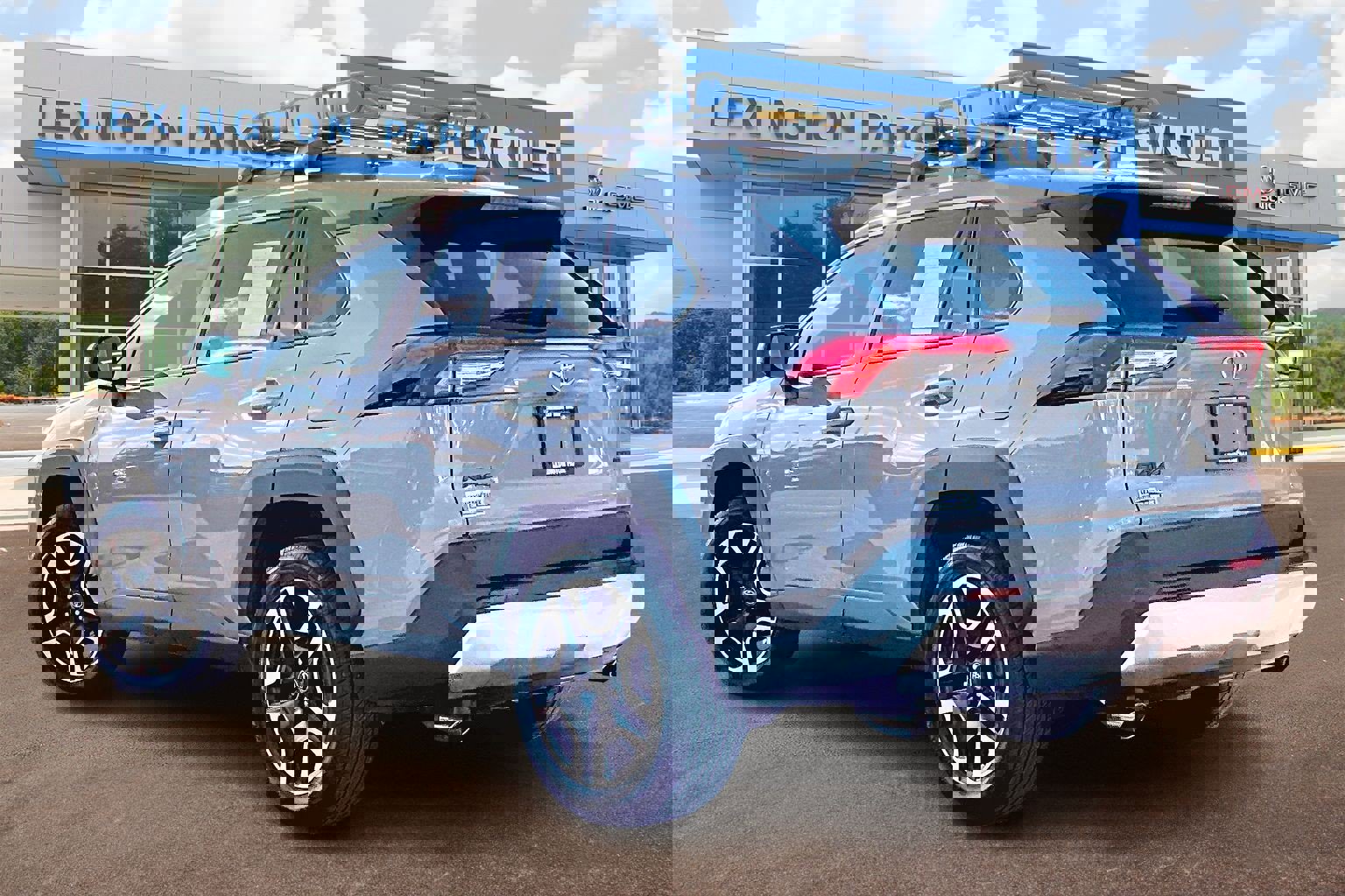 Used 2020 Toyota RAV4 Adventure video 2