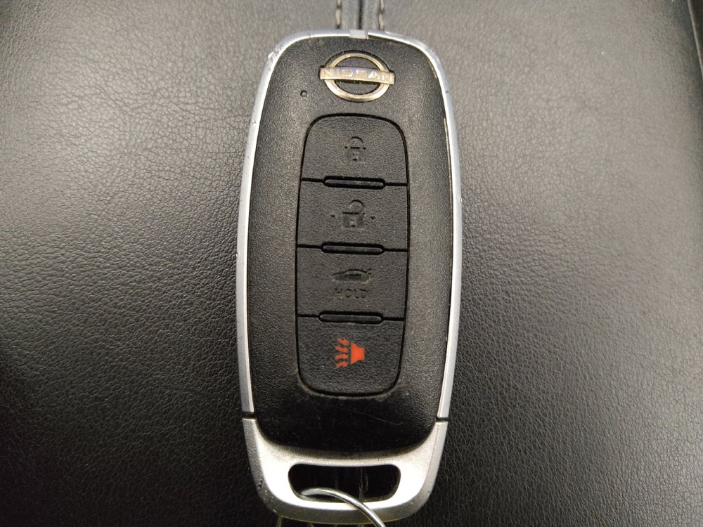Used 2025 Nissan Sentra SV FWD image 32