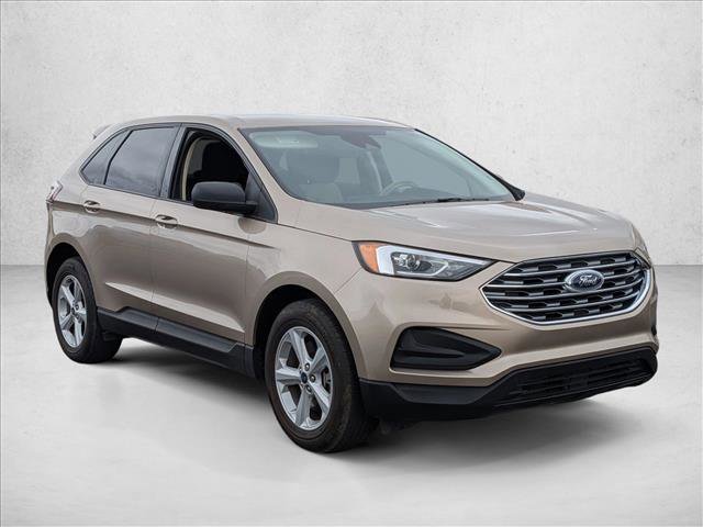Used 2021 Ford Edge SE image 3