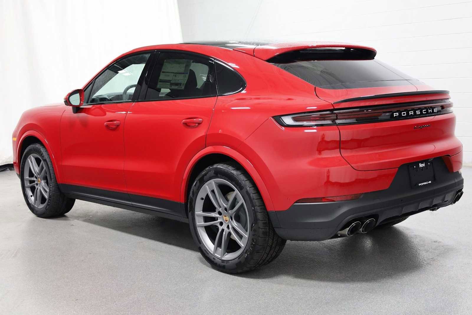New 2025 Porsche Cayenne Coupe image 3